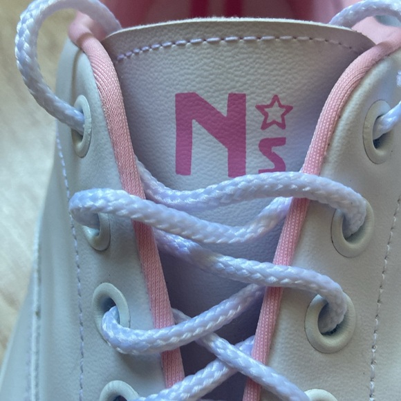 North Star Women’s Lace White Sneakers Bata Shoes Size 37/6.5 - Picture 5 of 8